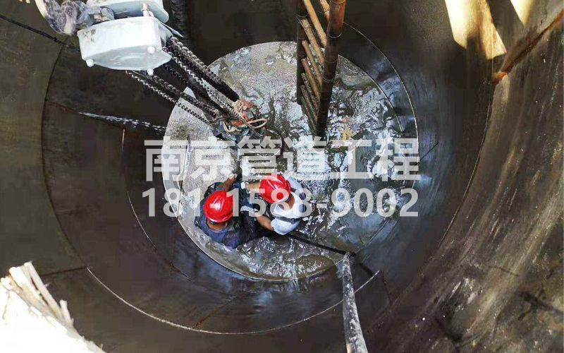 242华阳污水池清理